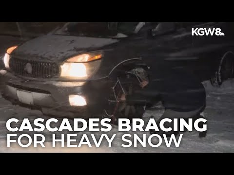 Major snow falls in the Cascades through the weekend