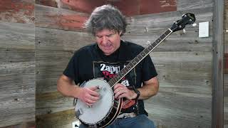 A Guitarists Guide To The Banjo - Beginner's Banjo Tutorial by Brian McIntyre