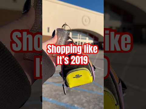 Shopping in 2019 💕 #shoppingvlog #minivlogs #target #minishopping