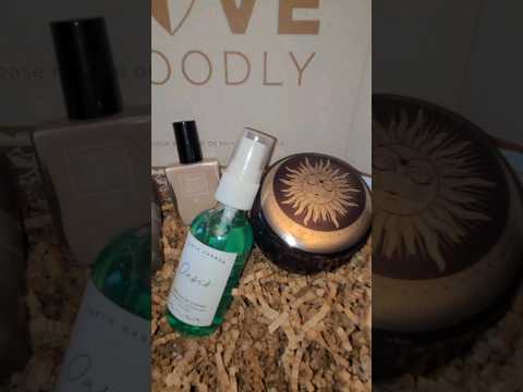 Unboxing the Love Goodly Aug/Sept Birthday Box 2024