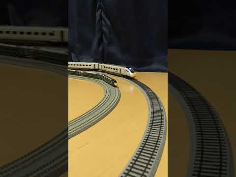 kato class800 GWR塗装（Nゲージ）10両とhornby 無塗装（OOゲージ）5両 すれ違い動画