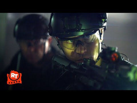 S.W.A.T. - Prison Kitchen Standoff (S1E10) | Movieclips