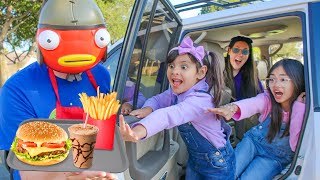 Ellie & Fishhead’s Fun-Filled Car Adventure!