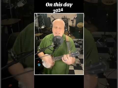 Nice Dream (Radiohead) cover on a banjolele