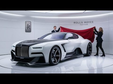 How the 2025 Rolls-Royce Phantom Stands Out in the Luxury Market!