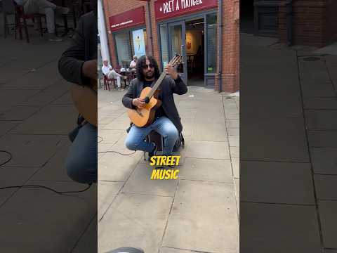 Street performer is in his high mode  #streetmusic #musicvideo #walkingtour #streetperformer