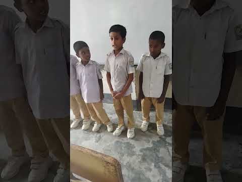 funny children life is romantic children life of primary school students