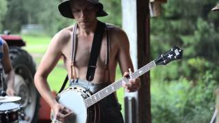 Thunderstruck by Steve'n'Seagulls (LIVE)