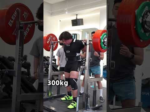 台灣22歲 深蹲300kg @kentousmane