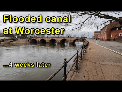 Flooded canal at Worcester - 4 weeks later...