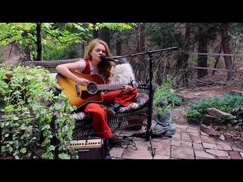 Slow ~ Backyard Sessions ~ Makai