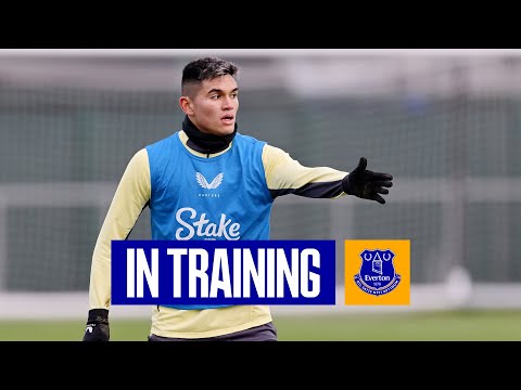 Charly Alcaraz's first Everton training session! 🇦🇷💪