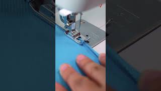 Tip de costura Sobrehilado sin overlock y sin prensatelas especial