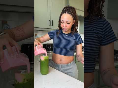 vlog: day 10 of learning to make matcha (matcha latte with strawberry cold foam 🍓🍵) #matcha