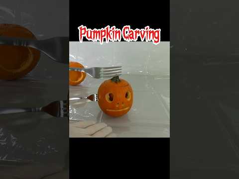 Carving a pumpkin with forks #halloweeen #jackolantern #pumpkincarving