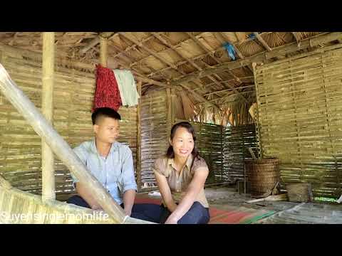 The girl and her boyfriend went to pick bamboo shoots to sell, bathe in natural streams ,raise ducks