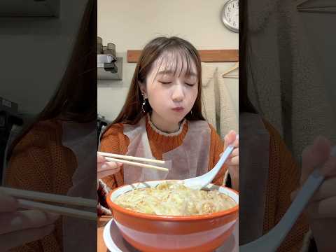 二郎系ラーメンしか食べないオンナ