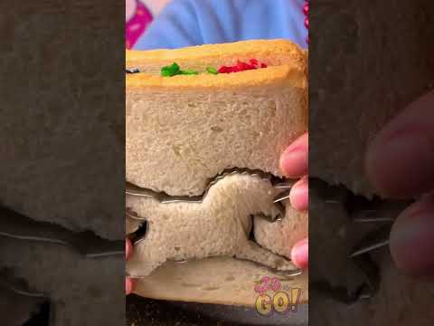 Mom’s Magic: DIY Rainbow Sandwich with Cheesy Stretch! 🌈🍞🧀 #123go