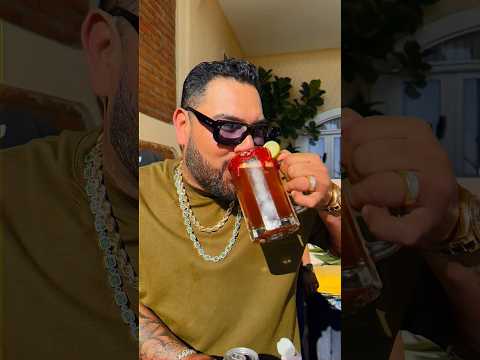 Michelada “Mamacita” 😎🤌🏽 Etiquétennos en sus videos preparando una con el audio de #Mamacita 🍺🤤