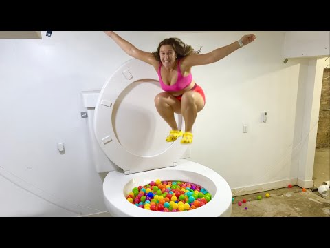 JUMPING and Cannonball Contest in the Worlds Largest Toilet with Biggest Splash Contest