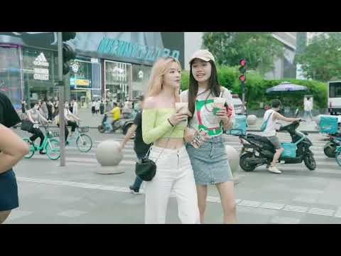 4K 街拍  成都街头随拍，很多小姐姐确实好看，不比重庆差 4k walk china Take pictures on the streets of Chengdu