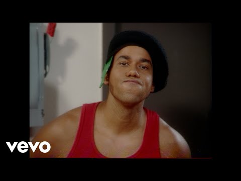 Romeo Santos - Suegra (Official Video)