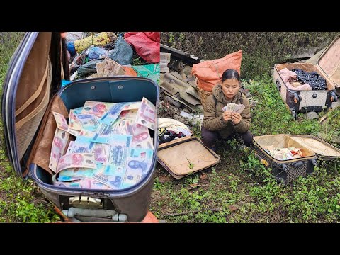 Poor girl picking up scraps: she picks up huge sums of money at the abandoned landfill