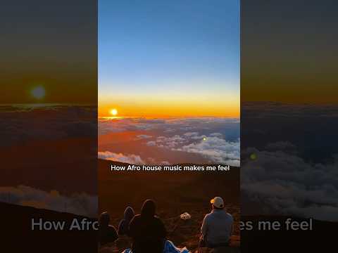 Afro House is life❤️#abovetheclouds #sky #sunset #shorts #freedom #afrohousemusic