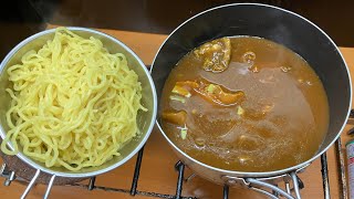 牛すじカレーラーメンをハイボールでキメるだけの動画