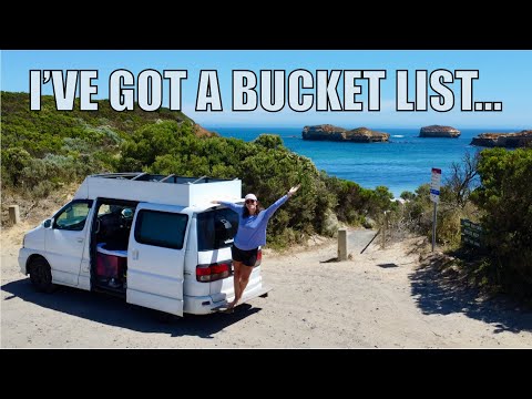 AUSTRALIA’S BEST ROAD TRIP?? | snakes, echidnas and more on the Great Ocean Road…