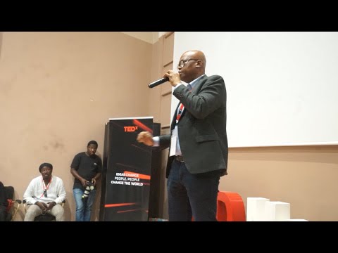 Regardez toujours loin et devant  | AMINE ADOUM IDRISS | TEDxMoursal