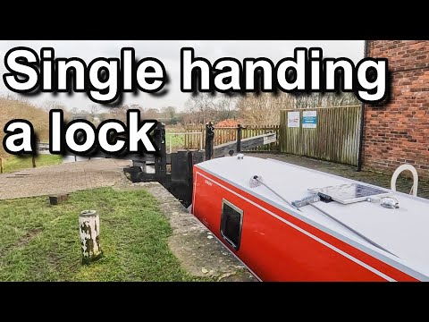 using a lock single handed - Narrowboat Gladys