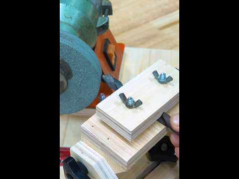 Amazing DIY Woodworking Sharpener Guide Rail for Chisel #shorts #woodworking #trending