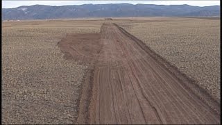 Critics say new Taos runway would upset quiet town