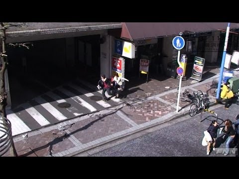 地震発生時　横浜駅前付近