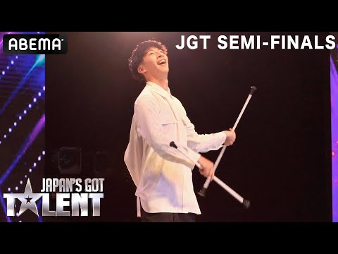 Issei Takahashi's Very Elegant Baton Performance